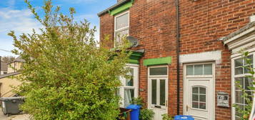 3 bed end terrace house for sale