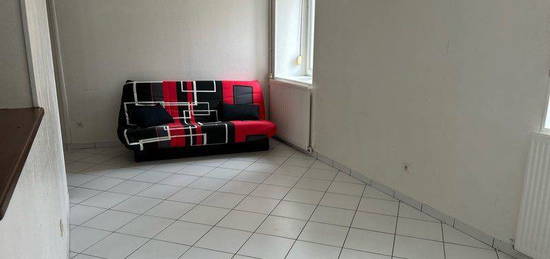 Appartement F3 en duplex - quartier calme