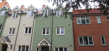 2 bed flat to rent