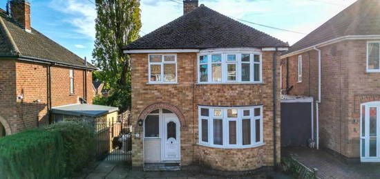 3 bedroom detached house for sale