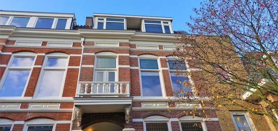 M.A. de Ruyterstraat 90