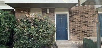 2018 W Rundberg Ln Apt 16C, Austin, TX 78758