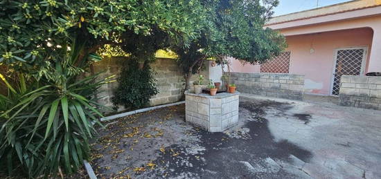 Villa unifamiliare via Niccolò Copernico 7, San Cataldo, Lecce