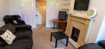 5 bed shared accommodation to rent