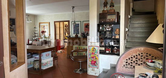 Villa unifamiliare via del Gelsomino 12, Centro, Campi Bisenzio