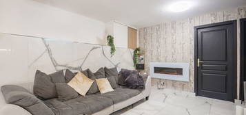 'FLOR' - EXCLUSIVITE - ANNECY / CRAN GEVRIER - APPARTEMENT 4 PIECES + PISICINE -  68,44 m² - TERRASSES + JARDIN - 1 PLACE PRIVATIVE