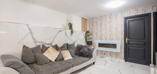 'FLOR' - EXCLUSIVITE - ANNECY / CRAN GEVRIER - APPARTEMENT 4 PIECES + PISICINE -  68,44 m² - TERRASSES + JARDIN - 1 PLACE PRIVATIVE