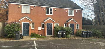 2 bedroom terraced house