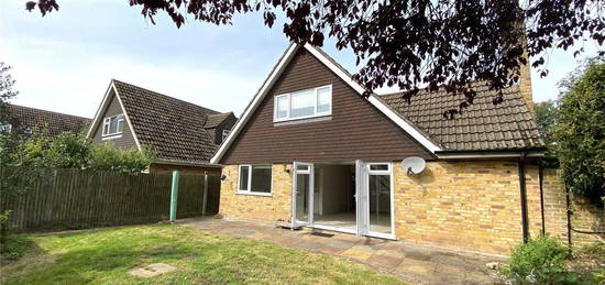 4 bed detached house to rent