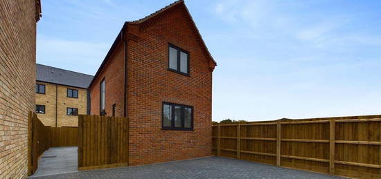 2 bedroom detached house to rent