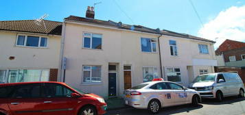 5 bedroom terraced house