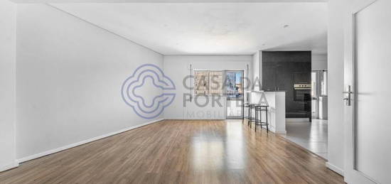 Apartamento T3  renovado no centro da Trofa