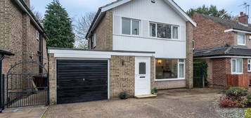 3 bedroom detached house for sale