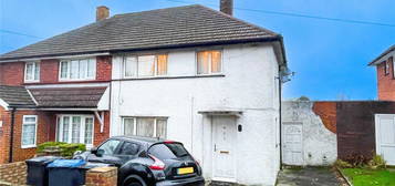 3 bed semi-detached house for sale