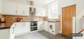 2 bedroom terraced house