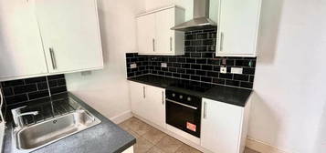 2 bedroom semi-detached house