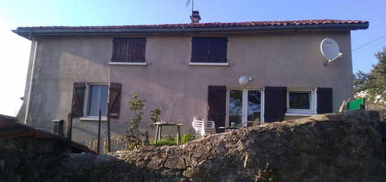 Loue maison 140 m²