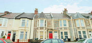 6 bedroom terraced house