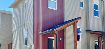 401 Southfork Dr #203, Leduc, AB T9E 0X1