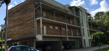 Wohnung in ruhiger, sonniger Lage mit Gartenanteil und Carportabstellplatz