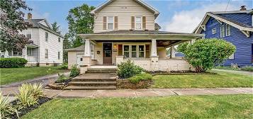 413 Wallace Ave, Bowling Green, OH 43402