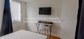 Chambre de service meublée  à louer, 4 pièces, 3 chambres, – m²