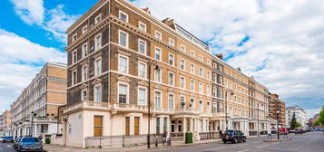 Flat for sale in Elvaston, London SW7