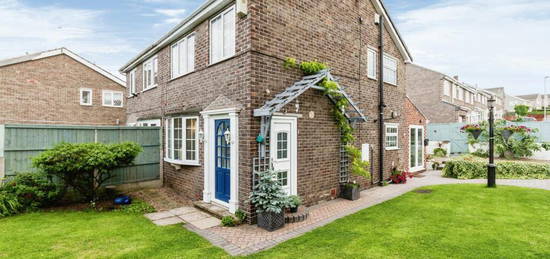 3 bedroom semi-detached house