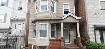 60 Wakeman Ave Unit 1, Newark, NJ 07104