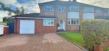 4 bedroom semi-detached house for sale