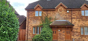 3 bed semi-detached house for sale