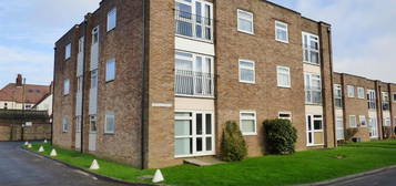 Flat for sale in Cornwall Gardens, York Road, Littlehampton BN17