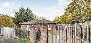 3 bedroom detached bungalow to rent