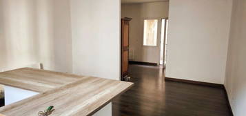 Vente appartement 2 pièces 35 m² Nîmes (30000) 70.000