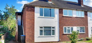 Maisonette for sale in Parsonage Gardens, Enfield, Middlesex EN2