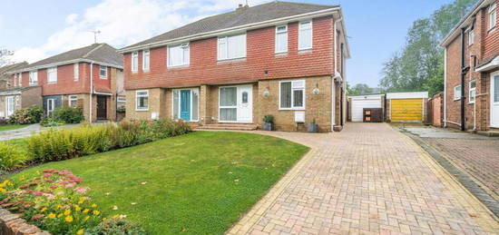 3 bedroom semi-detached house for sale