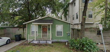 4201 Marina St, Houston, TX 77007