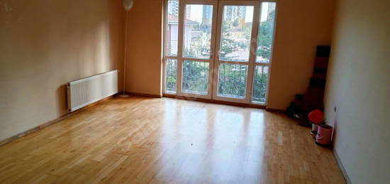 TURKUAZ KONUTLARINDA OKULA YAKIN KİRALIK 3+1 DAİRE