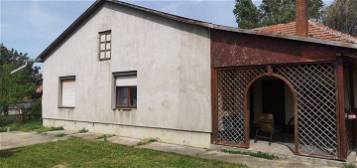 Családi ház eladó Tiszaföldváron