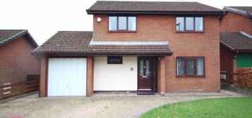 4 bedroom detached house to rent