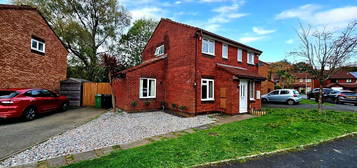 2 bed semi-detached house for sale