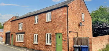 3 bedroom semi-detached house