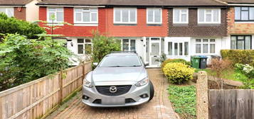 Terraced house to rent in Alpine Avenue, Tolworth, Surbiton KT5