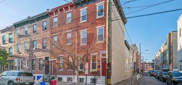 1645 Francis St, Philadelphia, PA 19130