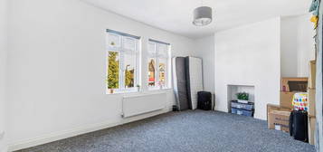 1 bed maisonette for sale