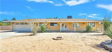 20833 Yucca Loma Rd, Apple Valley, CA 92307