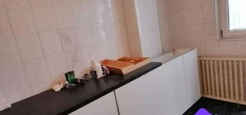 Apartament 3camere,decomandat,Tineretului,bl.reabilitat,balcon,mobilat