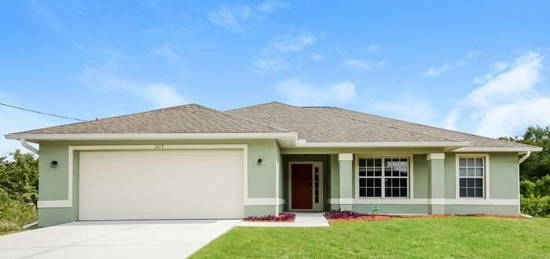 3613 62nd St W, Lehigh Acres, FL 33971