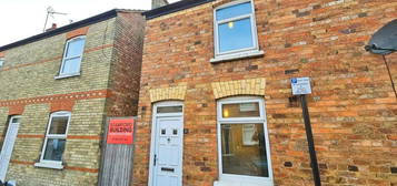 2 bedroom terraced house