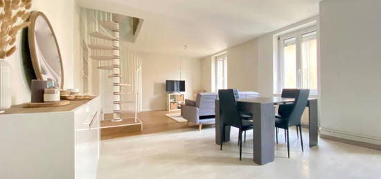 Appartement  à vendre, 4 pièces, 3 chambres, 130 m²